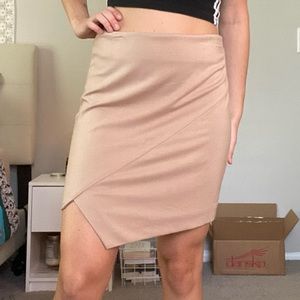 Tobi, nude skirt size L